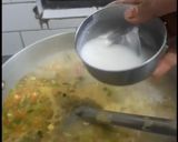 A picture of step 4 of Lemon Coriander Vegetable Soup.
