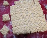 Pillekönnyű burgonyás pogácsa recept fázis 3 fotója