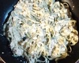 Foto del paso 2 de la receta: Tallarines a la crema de pollo