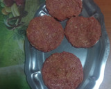 Foto del paso 4 de la receta: Hamburguesas caseras con jamón serrano y queso