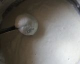A picture of step 4 of Vendhaya idli fenugreek idly.