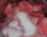 A picture of step 2 of Water melon juice.