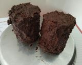 A picture of step 2 of Marigold biscuit cake.