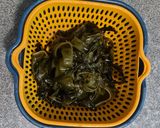 Foto langkah ke 1 dari resep Miyeok guk / Soup Rumput Laut Korea.