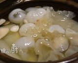 鮮龍眼雪耳燉梨 - 清心潤肺的食譜步驟2照片