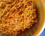 A picture of step 1 of Indomie balls.
