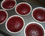 A picture of step 13 of Creamy red velvet cupcakes (without oven).