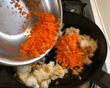 A picture of step 3 of Japanese Fried Rice.