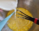 Une image de l'étape 4 de Quiches sans pâte aux fanes de radis.