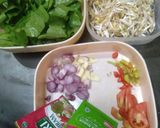 Foto langkah ke 1 dari resep Tumis Caisim tauge.