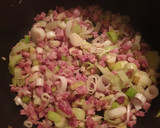 Foto del paso 3 de la receta: Sopa humilde de puerro y jamón 🍜
