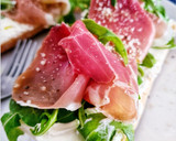 Foto del paso 1 de la receta: Tosta de jamón con rúcula