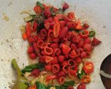 Foto langkah ke 3 dari resep Tumis kulit Tangkil/melinjo.