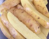 A picture of step 1 of Chunky Potato Chips.