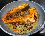 A picture of step 7 of Salmon teriyaki.