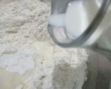 Foto langkah ke 2 dari resep Donat Empuk Tanpa Kentang.