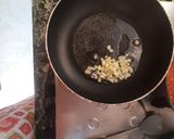 A picture of step 2 of Cheesy Noodles with Dumplings.