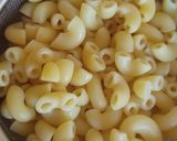 A picture of step 1 of Mac and cheese 🇬🇧🇬🇧.