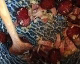 Kolbászos káposztaleves recept fázis 2 fotója