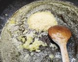 Gombás, tejszínes, spenótos, parmezános csirkemell recept fázis 4 fotója