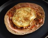 A picture of step 8 of Egg wraps.