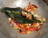 Foto langkah ke 7 dari resep Oseng Daun Pepaya Teri.