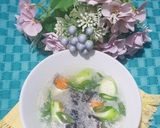 Foto langkah ke 5 dari resep Sayur Bening Oyong & Jamur Kuping.