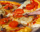 Foto del paso 3 de la receta: Pizza con base de pollo