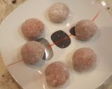 A picture of step 4 of Spanish-Style Meatballs in Sauce.