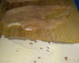 Foto del paso 1 de la receta: Pollo relleno de pechuga de pavo y queso
