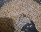 तिल और चीनी की चिक्की(Til aur cheeni ki chikki recipe in Hindi) रेसिपी चरण 4 फोटो