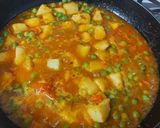 A picture of step 3 of Turnip and Potato Curry with Green Peas.