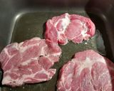 Foto del paso 1 de la receta: Bondiola a la cerveza en olla Essen