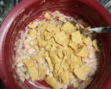 A picture of step 3 of Nachos Bhel.