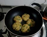 પૌંવા પાલક ની ટીકકી રેસીપી સ્ટેપ3ફોટો