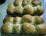 Foto langkah ke 5 dari resep Roti sobek empuuk simple.
