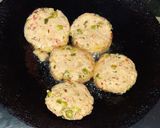 A picture of step 2 of Aloo tikki tamatar chat.