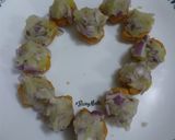 A picture of step 5 of Chakli Sev Puri.