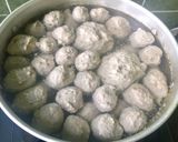 Foto langkah ke 1 dari resep Bakso sapi tetelan👍.