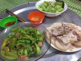 Canh bí đao hầm xương