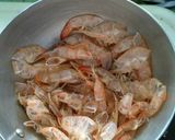 Foto langkah ke 1 dari resep Kaldu kulit udang.