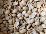 સ્ટફ્ડ પીનટ લાડુ(stuff peanut ladu recipe in gujarati)