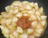 A picture of step 5 of Spicy hairy gourd noodles.