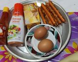 Foto langkah ke 1 dari resep Risol sosis Roti tawar😊.