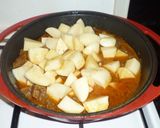 Marhapörkölt burgonyával recept fázis 7 fotója