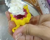 A picture of step 6 of Creamy Rosy Bread Modak.