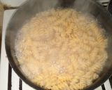 Foto del paso 1 de la receta: Fideos salteados con tomate y cebolla 😋