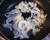 Foto del paso 1 de la receta: Ñoquis con estofado de pollo