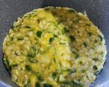Foto del paso 8 de la receta: Tortilla de zapallito redondo y papa, liviana, rica y muy fácil (y de cuasi-aprovechamiento)