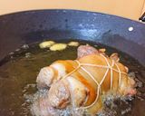 Hình bước làm 1 của món Chân giò hầm kẹp bánh bao